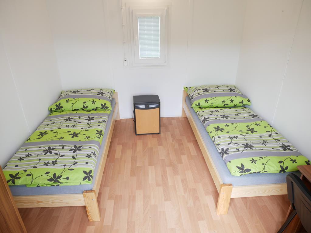 Camping Roznov Rožnov pod Radhoštěm Exterior foto